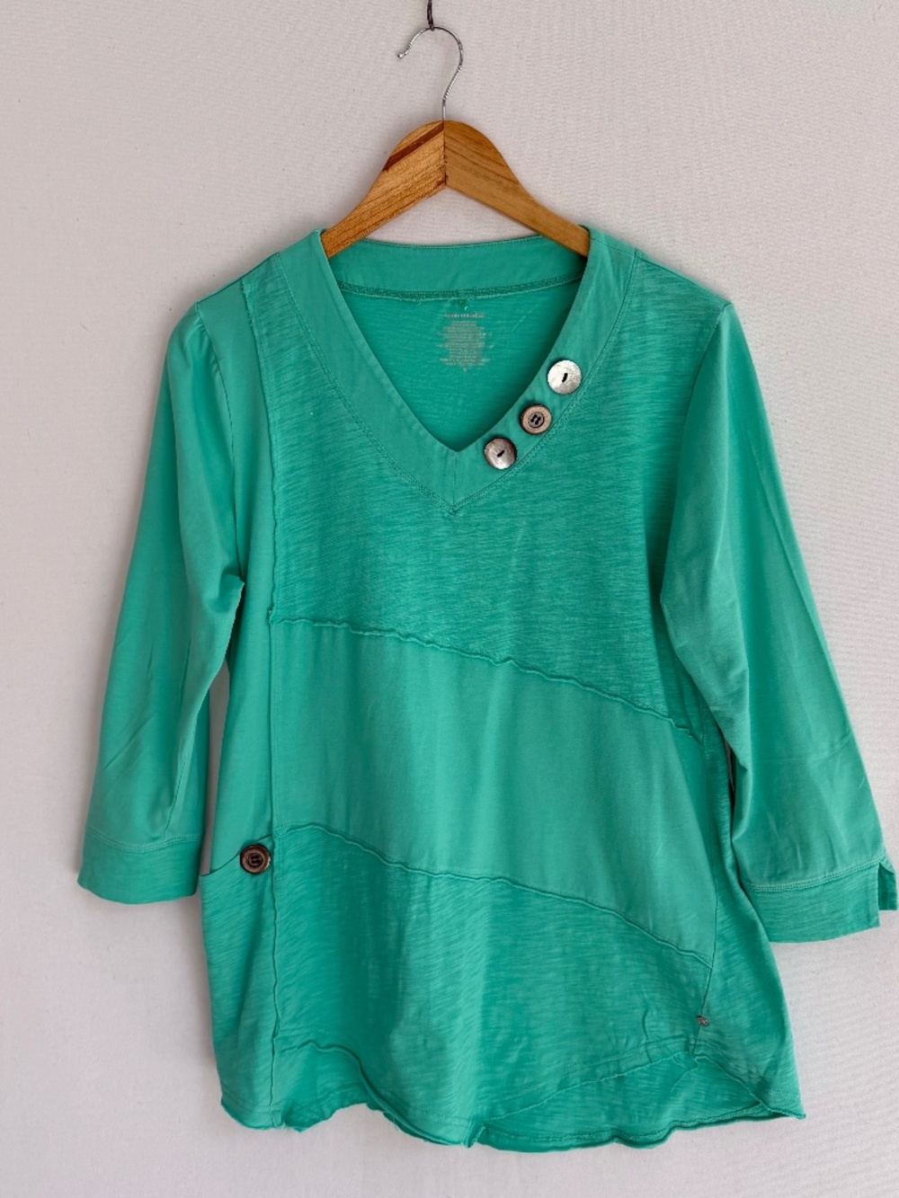 NEON BUDDHA Women’s Medium Dark Celadon Green Asymmetrical 100% Cotton Knit Top